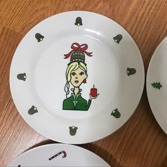 Set of 4 posh girl night Christmas holiday party collector ceramic plates - Picture 8 of 8
